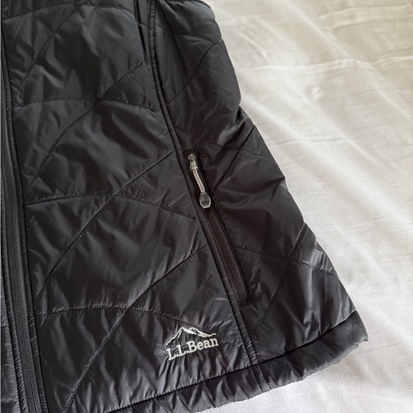 L.L. Bean Puffer Lightweight Black Quilted Vest - Picture 7 of 7